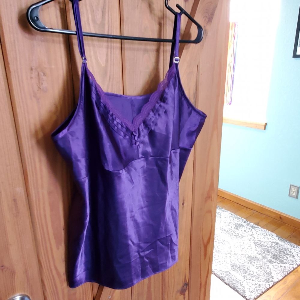 Purple satin cami - Picture 3 of 5